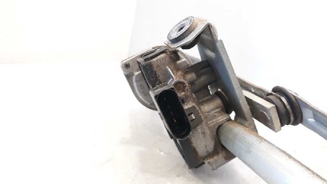 MAZDA F00S2S2698 Трапеция дворников в наличии Украина