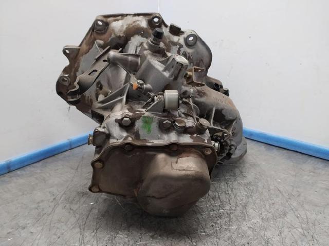 F13C374 OPEL КПП в сборе (механическая коробка передач) купить в Киев
