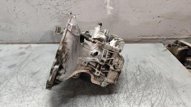 F13W355 КПП в сборе (механическая коробка передач) купить Одесса