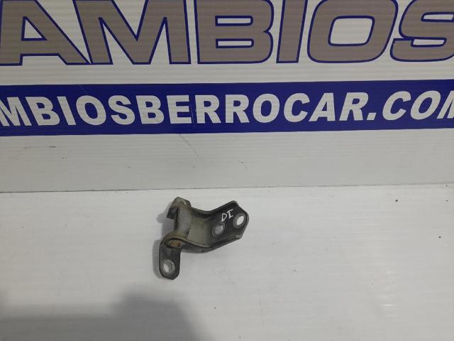 F15159210 MAZDA Петля двери передней купить в Черкассы
