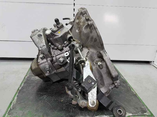OPEL F17C374 КПП в наличии Черкассы