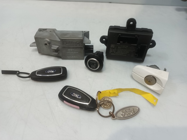 FORD F1CT19G481AL в наличии Киев
