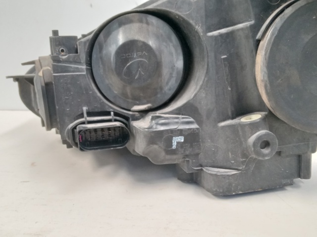 F1EB13W029AEB FORD Правая фара купить в Ирпень
