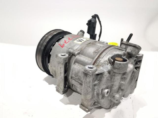 F500DC4CA05 HYUNDAI Компрессор кондиционера купить в Черкассы