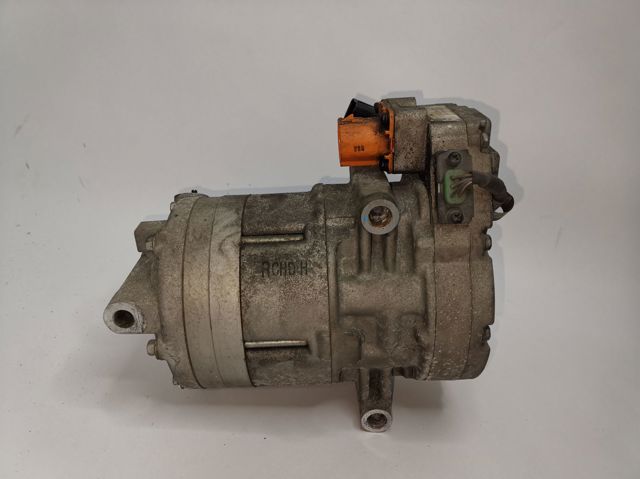 HYUNDAI F502CWFAA04 в наличии Черновцы