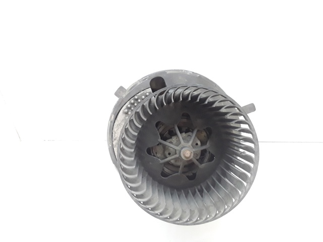 VAG F983228M Вентилятор печки в наличии Чернигов