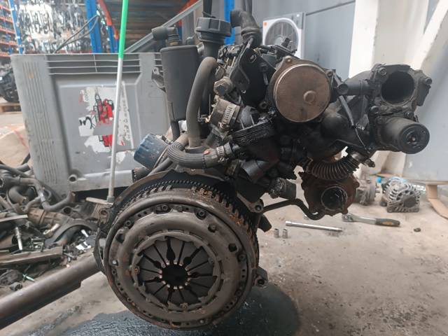F9Q2 MITSUBISHI Двигатель купить в Житомир