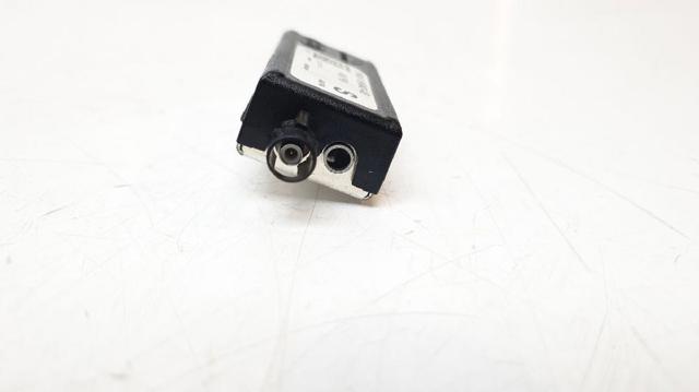 FW9318K942AB LAND ROVER купить в Черновцы