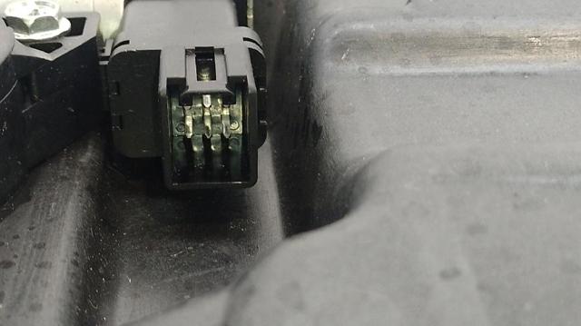 G22C5858X MAZDA Мотор стеклоподъемника двери передней правой купить в Житомир