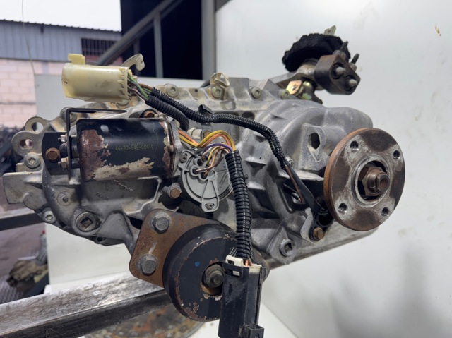 Caixa de Mudança montada (caixa mecânica de velocidades) SsangYong Rexton 1 RJN