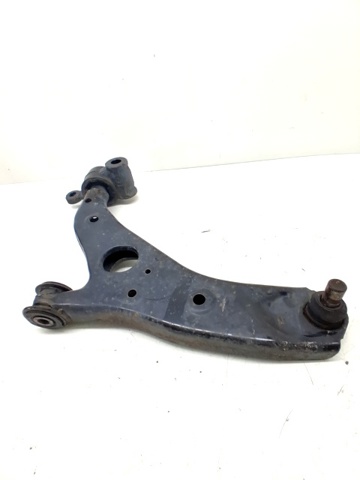 Braço oscilante inferior esquerdo de suspensão dianteira G46C34350 MAZDA