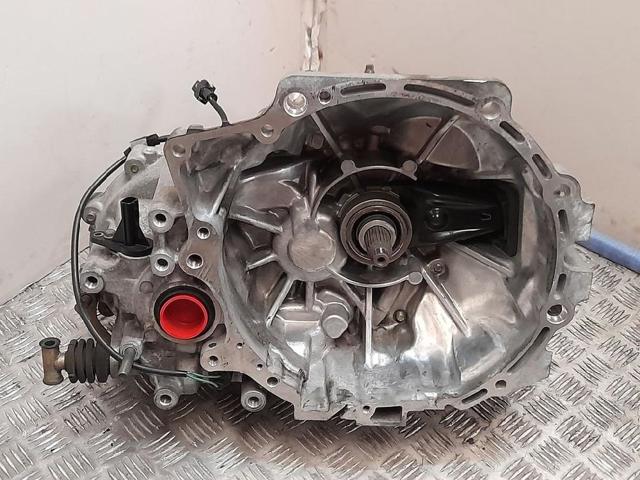 MAZDA G56017100F в наличии Черновцы