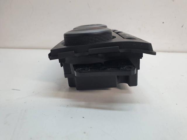 Unidade de controlo dos modos de aquecimento/condicionamento Mazda 6 GH