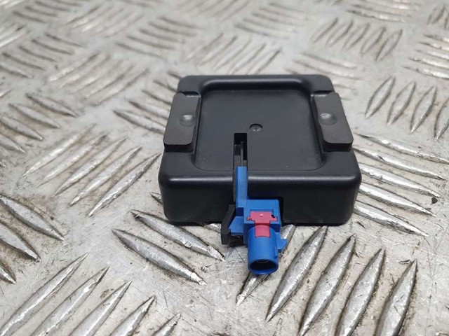 GCPT19C175AA FORD Антенна GPS купить в Павлоград