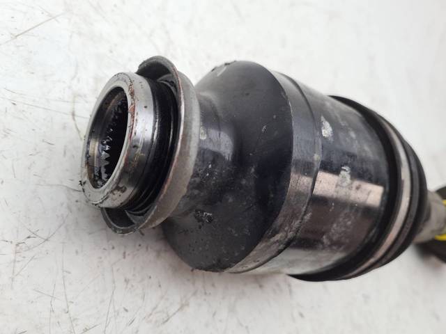 GD402550XA MAZDA Полуось (привод) передняя правая купить в Запорожье