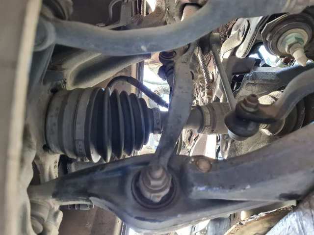 MAZDA GD402560XA Полуось (привод) передняя левая в наличии Ирпень