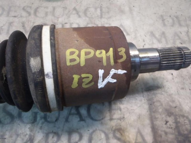MAZDA GD552560X Полуось (привод) передняя левая в наличии Украина