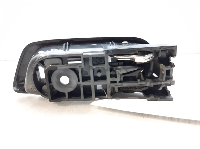 MAZDA GDK45833002 Ручка двери передней внутренняя правая в наличии Одесса