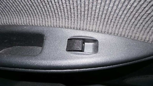 Controle da janela dianteira direita para Mazda 6 hatchback 1.8 L813 GE4T66370A