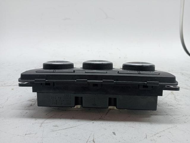 MAZDA GER761190A Блок управления режимами отопления/кондиционирования в наличии Одесса