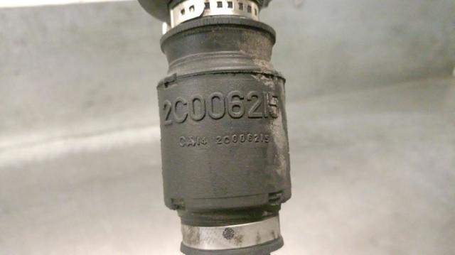 MAZDA GG3325600B Полуось (привод) передняя левая в наличии Львов