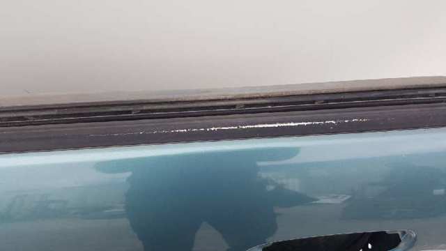 Porta dianteira esquerda Mazda 626 5 GF