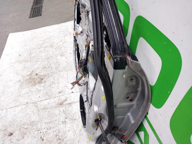 Porta dianteira esquerda Mazda 626 5 GF