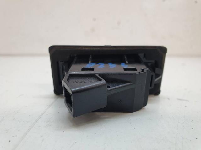 GHK1568D0 MAZDA Кнопка привода замка багажника купить в Чернигов