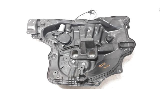 GHP958590A Mazda