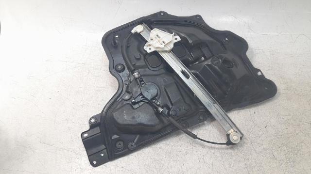 GHP958590A Mazda