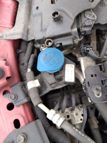 MAZDA GHR167481 Бачок омывателя в наличии Павлоград