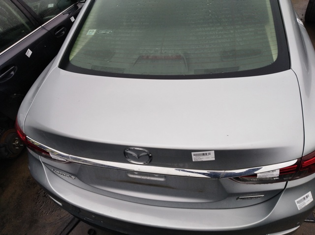 Tampa de porta-malas Mazda 6 GJ, GL