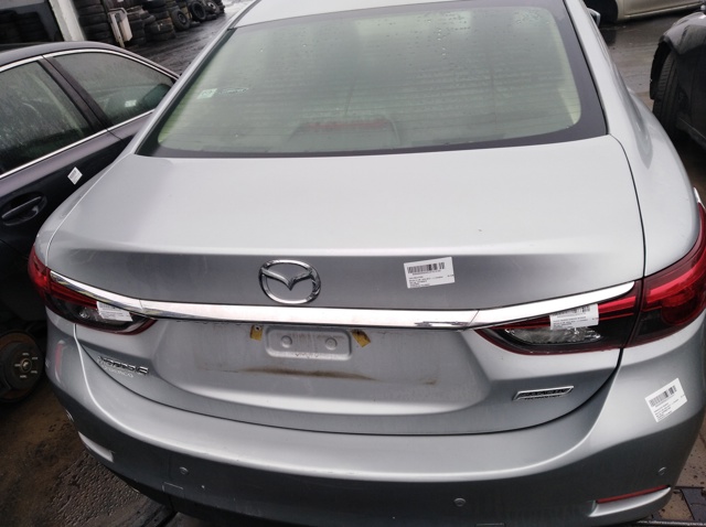 Tampa de porta-malas Mazda 6 GJ, GL