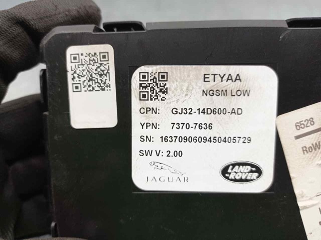 LAND ROVER GJ3214D600AD в наличии Тернополь