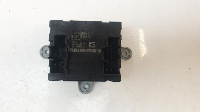 LAND ROVER GJ3214D619BA в наличии Черкассы