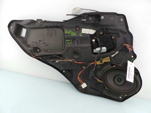 Motor do vidro traseiro esquerdo para Mazda 6 hatchback (GG) (2002-2008) 2.0 di RF5C GJ6A5858X