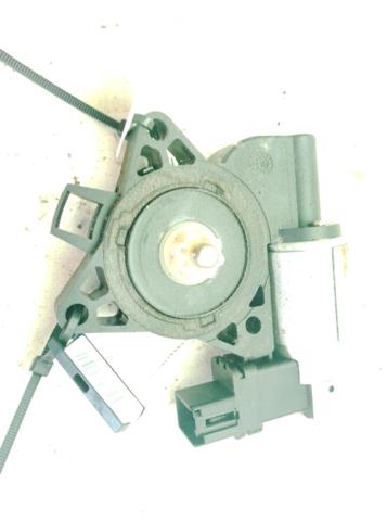Motor de acionamento de vidro da porta dianteira esquerda GJ6A5958X MAZDA