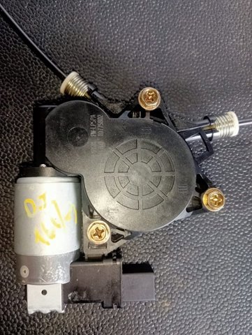 Motor de acionamento de vidro da porta dianteira esquerda GJ6A5958X MAZDA