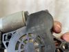 Motor de acionamento de vidro da porta dianteira GJ6A5958X MAZDA