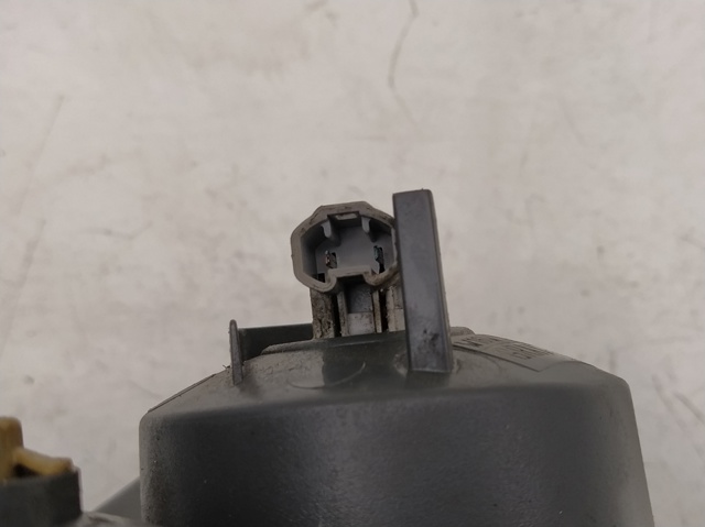 GJ6E513J0C MAZDA Фонарь задний левый внутренний купить в Николаев