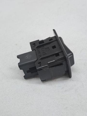 GJ6E6642002 MAZDA купить в Тернополь
