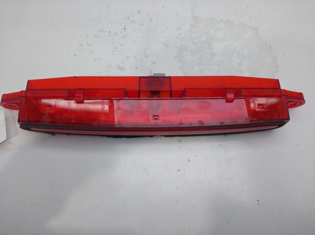 Sinal de parada traseiro adicional GJ6J51580D Mazda