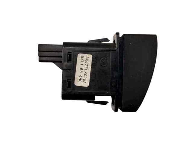 MAZDA GKL1664H0 Кнопка аварийки в наличии Николаев