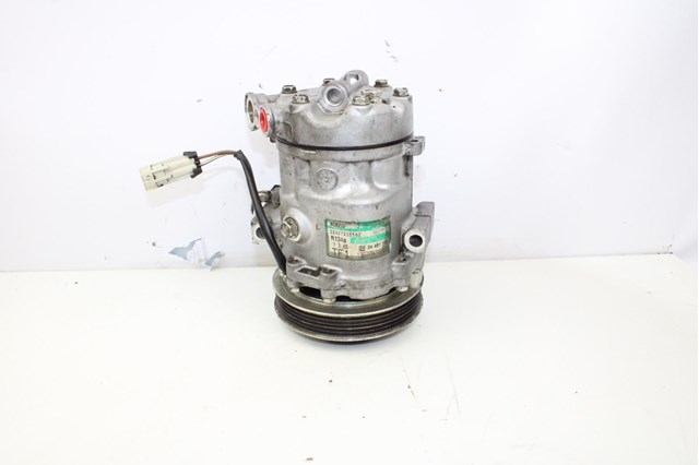 Compressor de ar condicionado para Opel Corsa C 1.2 (F08, F68) Z12XE GM24461719