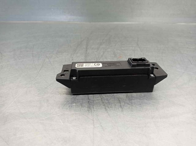 GPLA18A828CB LAND ROVER купить в Ирпень