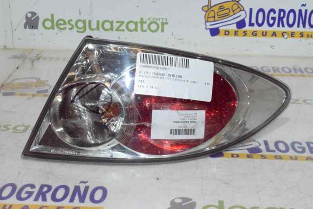 Lanterna traseira direita externa GR1A51150A Mazda