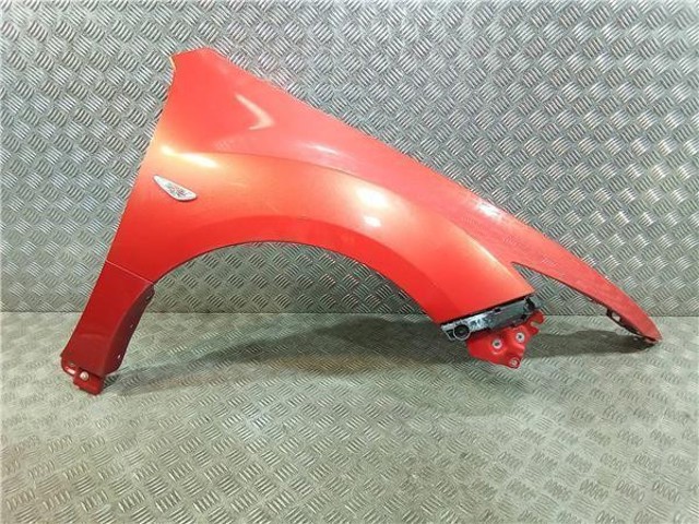 Pára-lama dianteiro direito GS1D52110C MAZDA