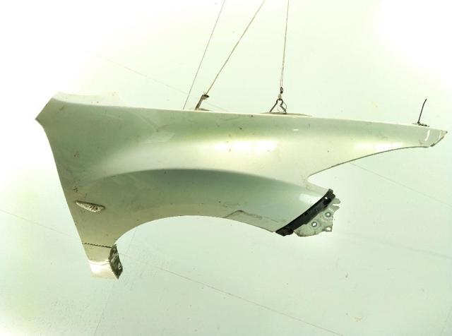 Pára-lama dianteiro direito GS1D52110C MAZDA