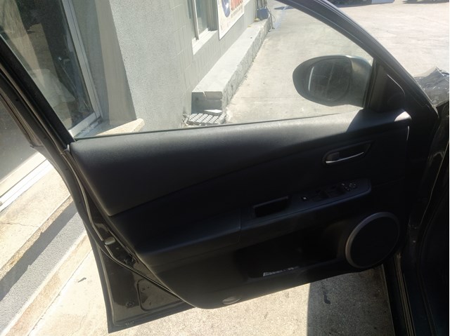 Placa sobreposta da porta dianteira esquerda GS1D5997X Mazda