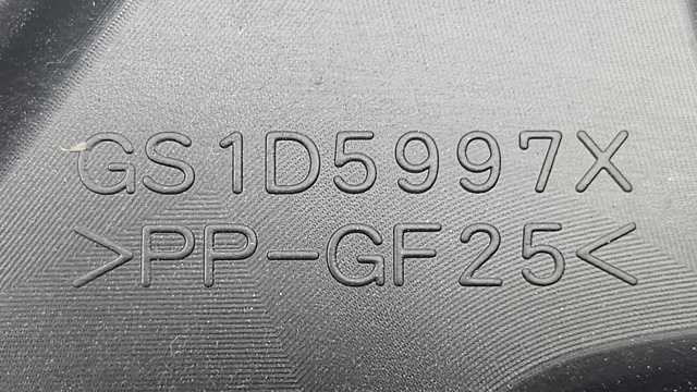 GS1D5997X MAZDA Накладка двери передней левой купить в Черкассы